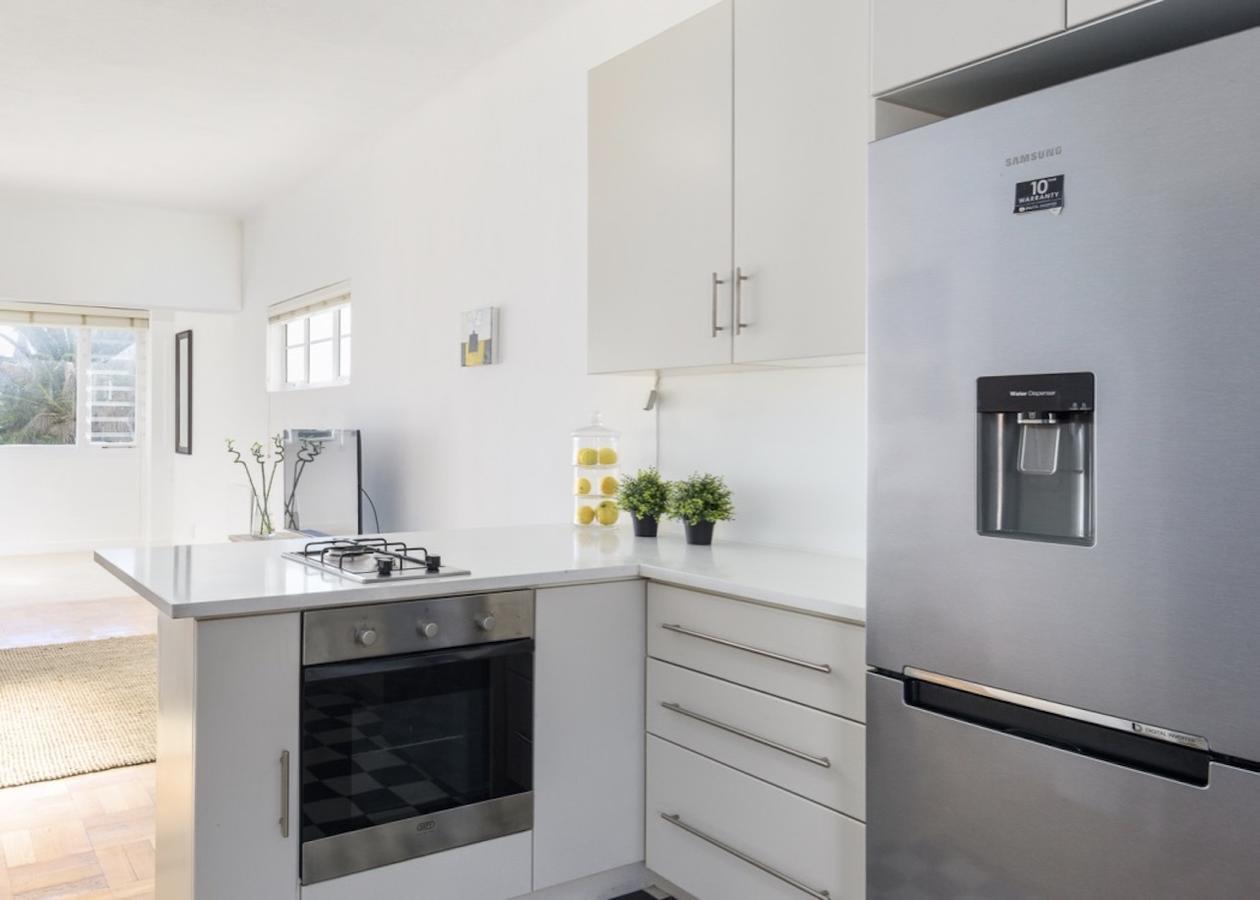 Comfortable Living For A Memorable Stay เคปทาวน์ ภายนอก รูปภาพ